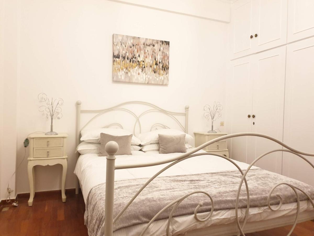 Lemesou Apartments Patras Bagian luar foto