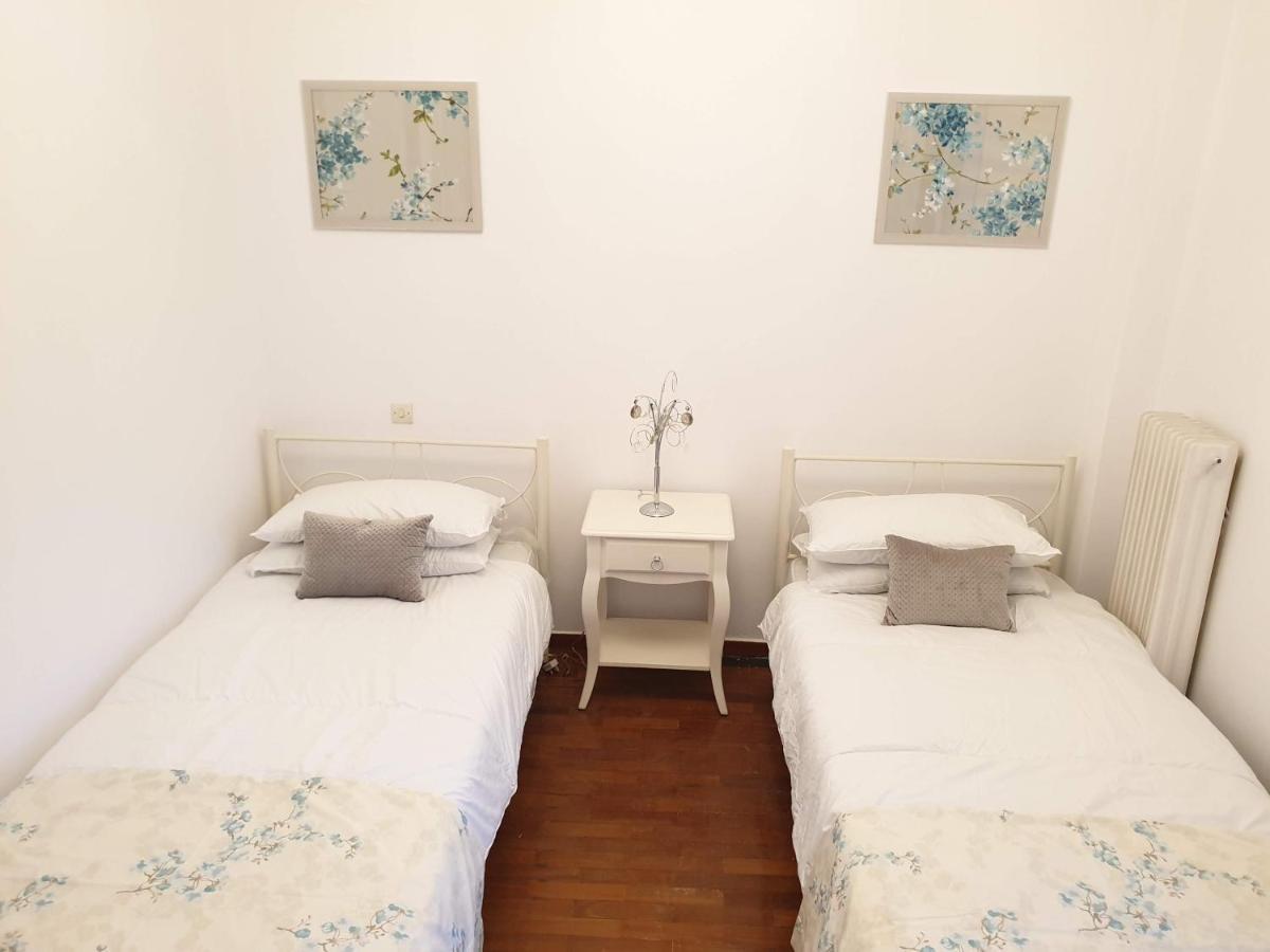 Lemesou Apartments Patras Bagian luar foto