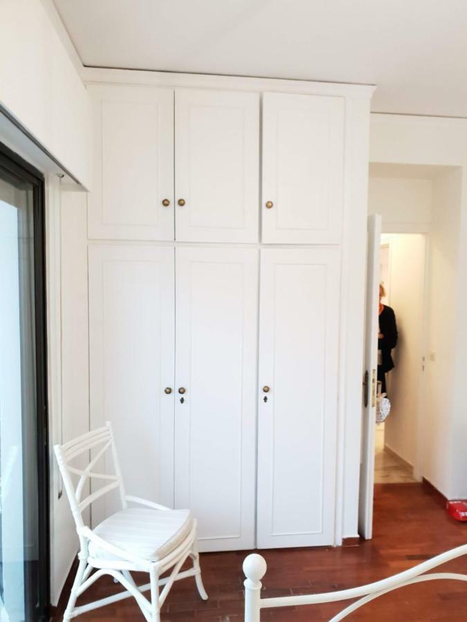 Lemesou Apartments Patras Bagian luar foto